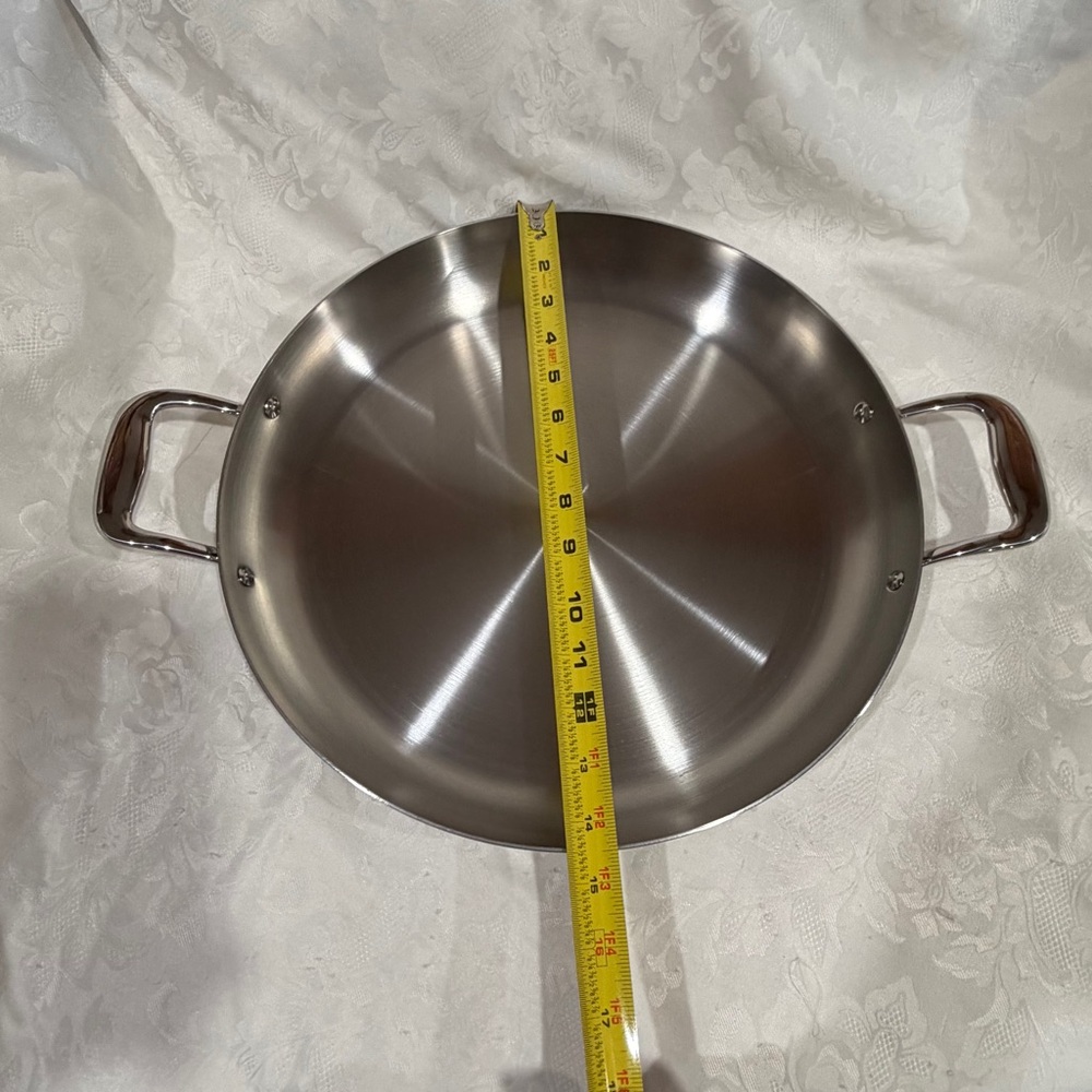 NEW! Tupperware Chef Series 14” Paellera Pan Cookware. Cover is sold separately - Picture 5 of 6